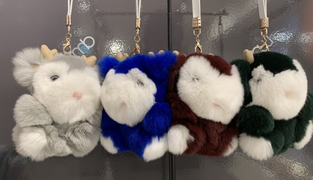 クリスマス仕様のトナカイチャーム🎄 | +moonbat | 大丸心斎橋店公式