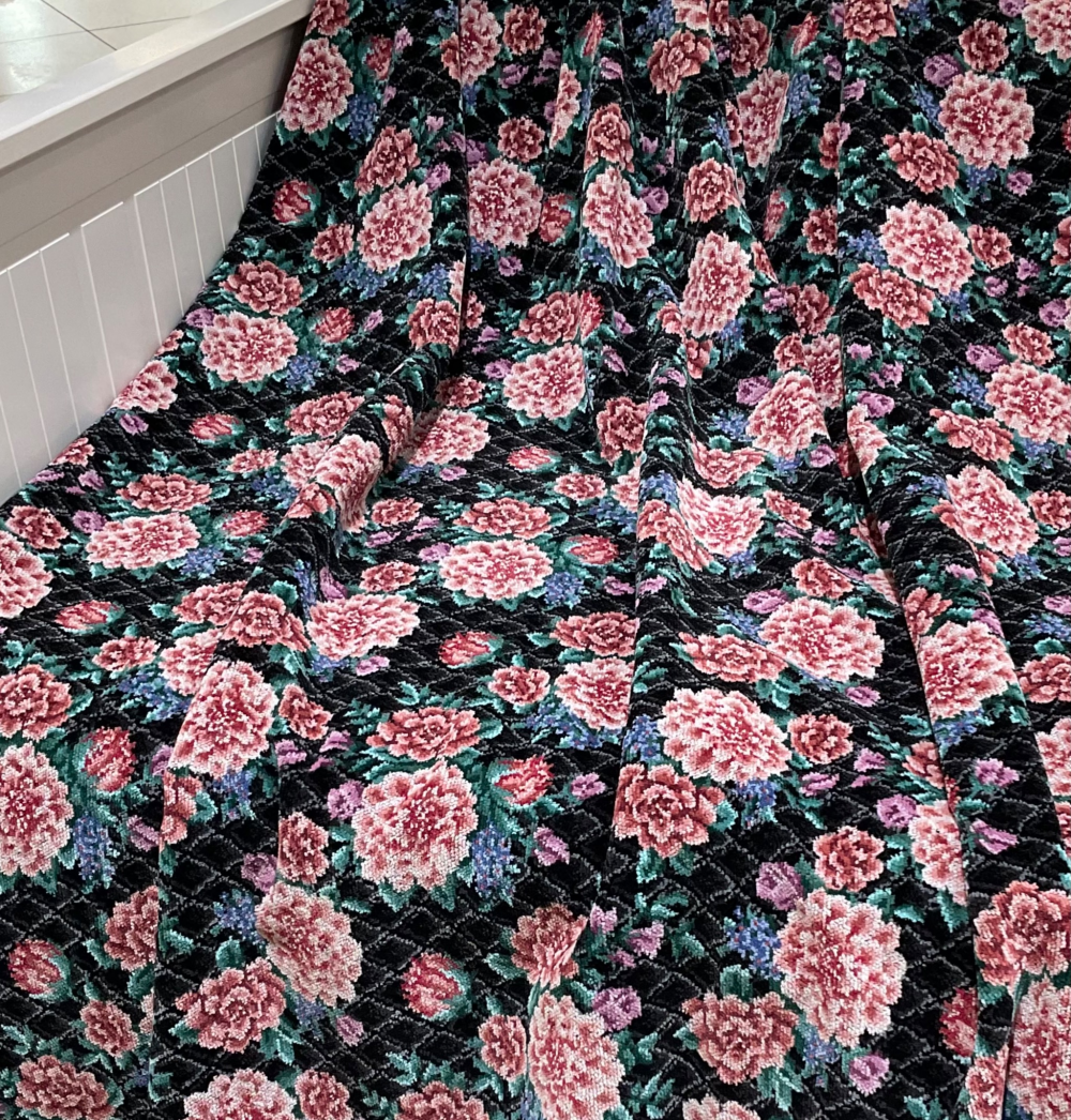 🌷〈フェイラー〉今月まで👀 特別な空間を、あなたのお部屋に…✨フェイラーの “とっておき”インテリアクロス🛋️💐