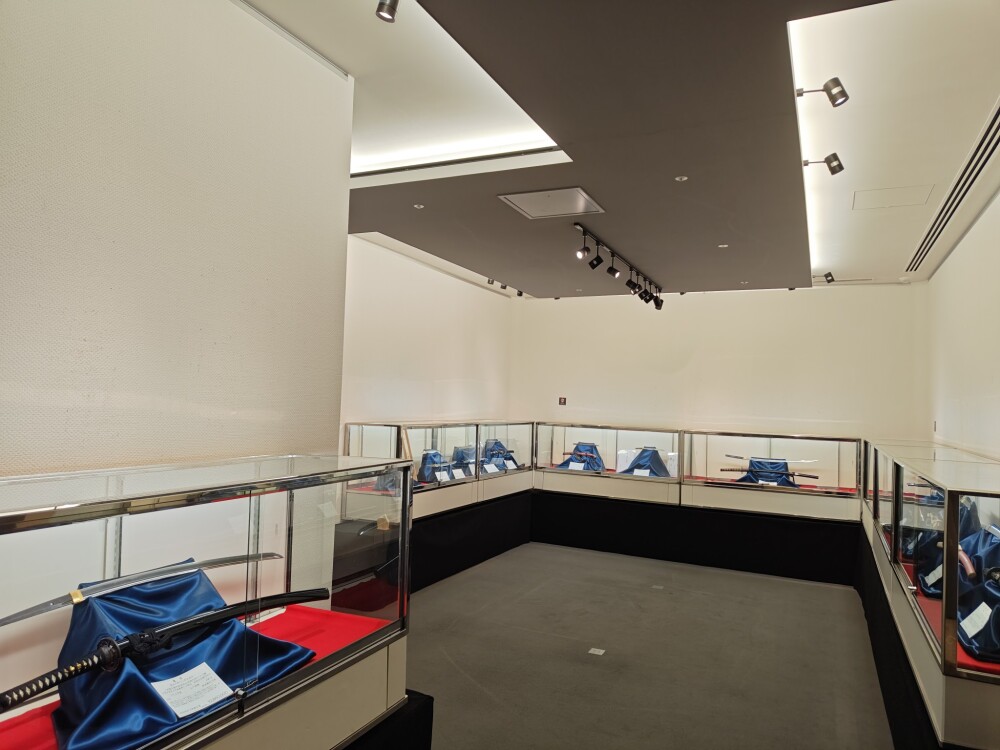 「 入魂の芸術　日本刀展 」開催中