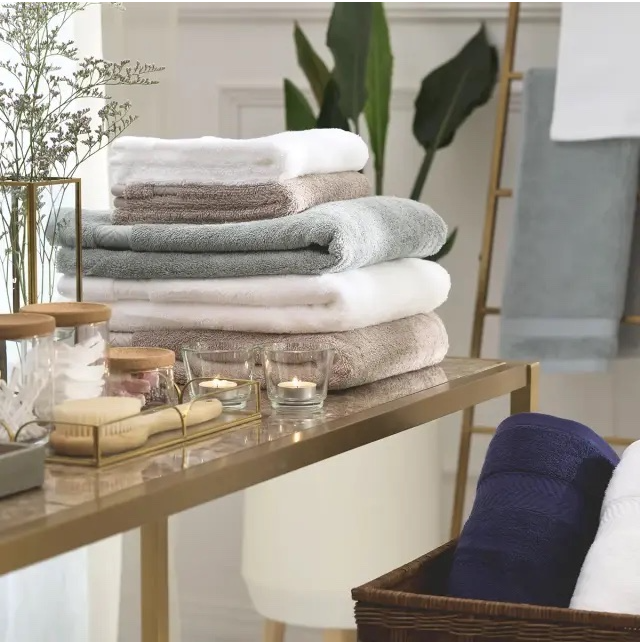 【ホリデーギフト】艷やかな光沢を放つ、ちょっと贅沢なタオルギフト