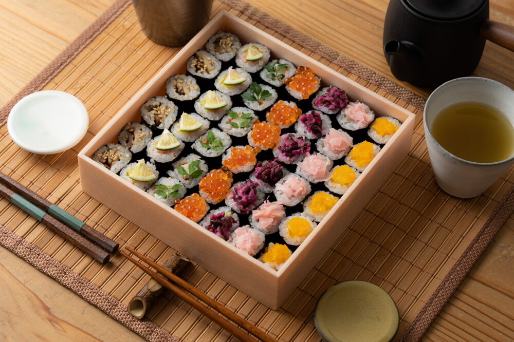 今年のお花見は〈むろや別邸〉の食べる宝石💎で決まり👍