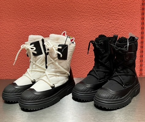 〈WAAC〉冬のラウンドに！ウィンターブーツ入荷しました⛄