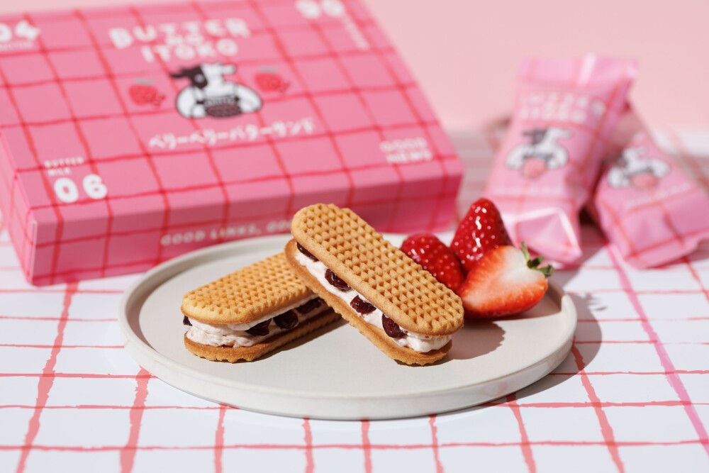 春の新商品🌸ベリーベリーバターサンド🍓✨