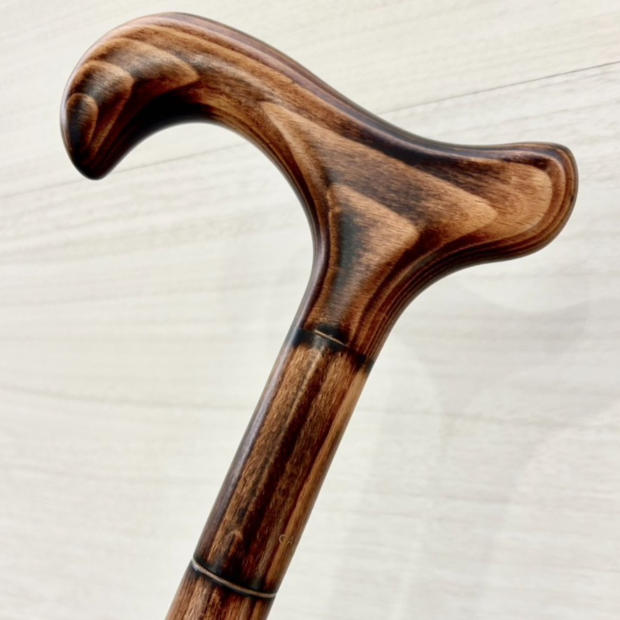 樫に刻まれた、竹節の美🌳