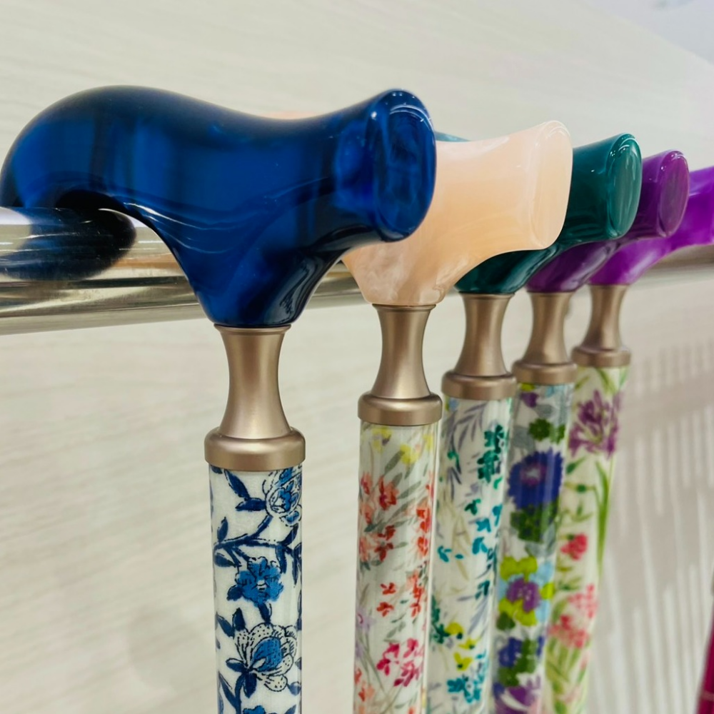 🌈カラフルな杖で気分も明るく🌈