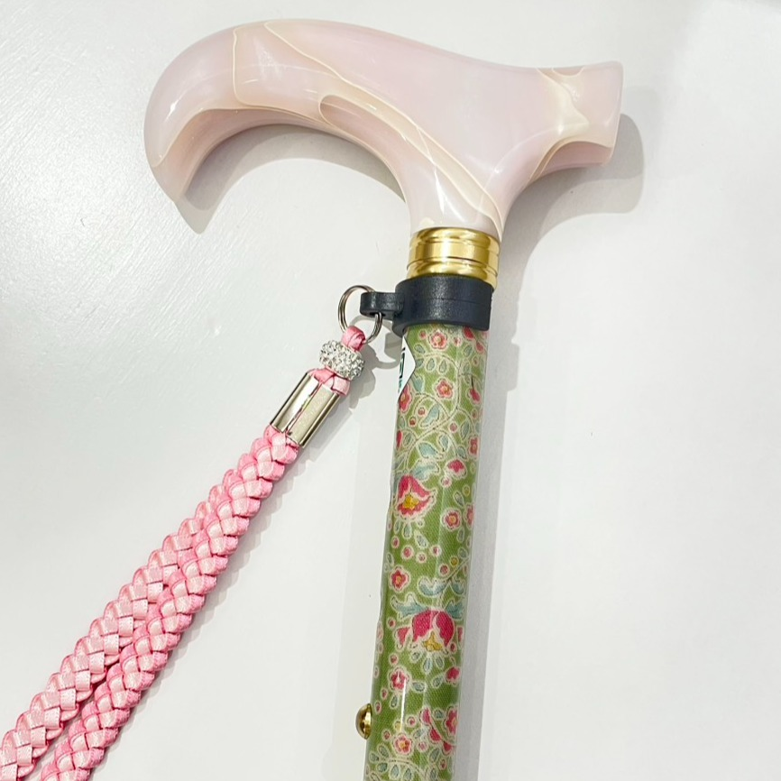 春色のストラップ入荷しました🎀