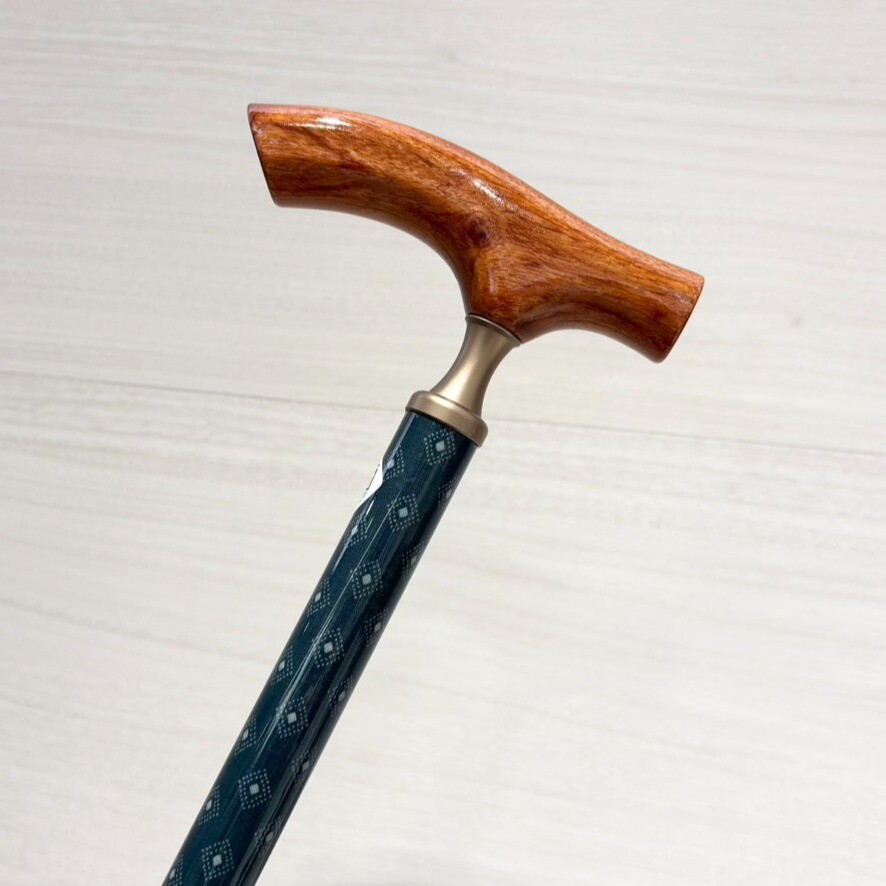 静かな冬を映す、青碧の雪文様ステッキ❄️