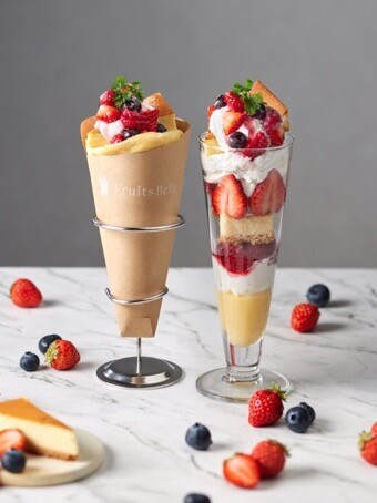 【フルーツベル】苺チーズケーキパフェ・クレープ販売中！