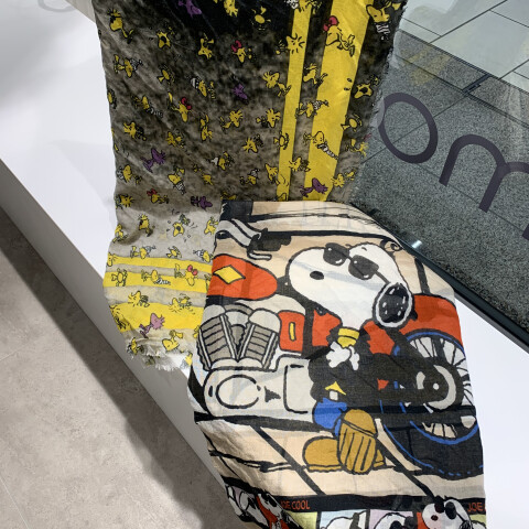 スヌーピー好きなら一度は巻きたいストール Moonbat 大丸心斎橋店公式 Shop Blog