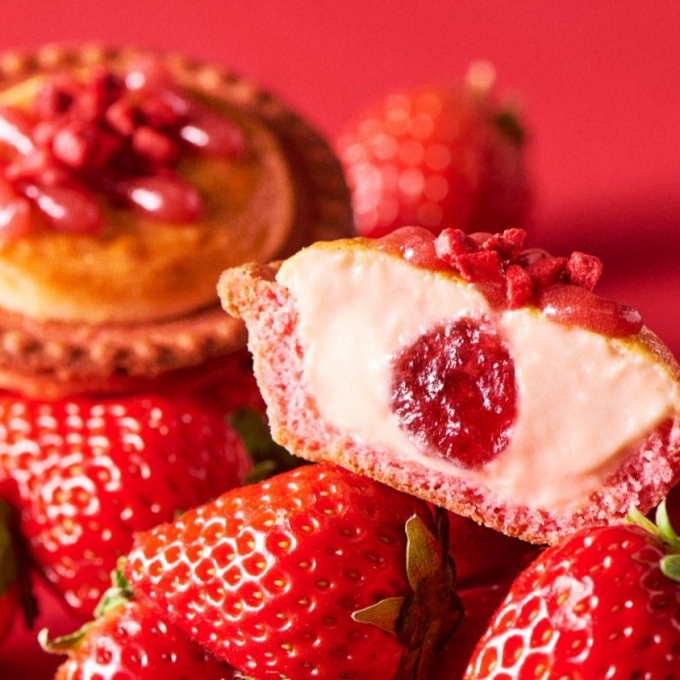 【BtS】あまおう苺たっぷり！🍓濃苺の新商品が登場💕