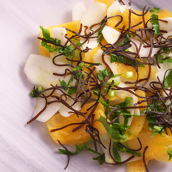 カブと柿のカルパッチョ