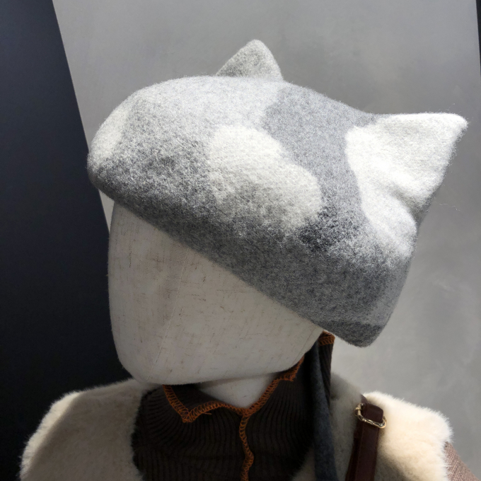 大人気！水野ミリナー【Dodge】猫耳帽子🐈