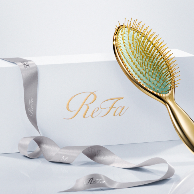 【ギフトに大人気✨️】ReFa AURA💎