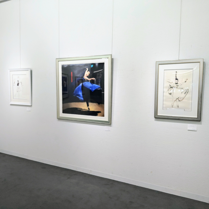 「没後20年 ダイアナ妃が愛した画家 ロバート・ハインデル展」開催中