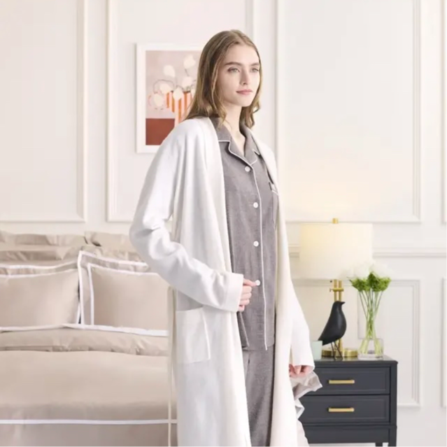 【ホリデイギフト】屋内外でマルチに使えるアウター