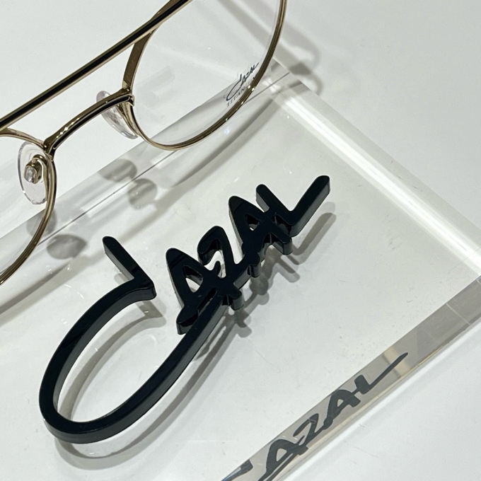 個性が光る！【CAZAL】アイウエアのご紹介