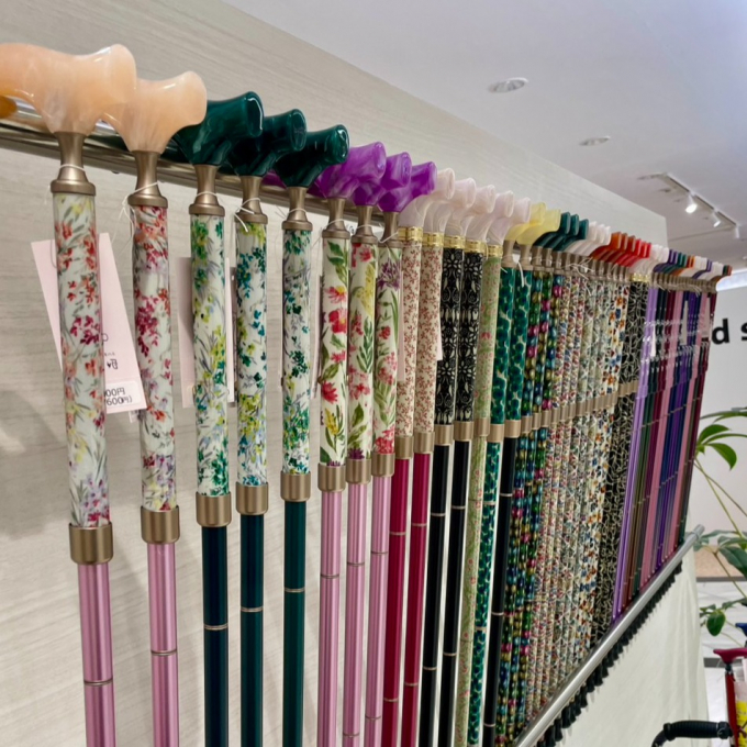 専門店ならではの品ぞろえ✨プレゼントに…🎁