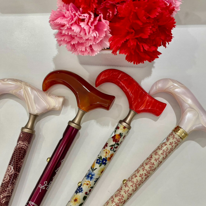 《つえ姫》大切な方に…。赤いステッキの贈り物🎁
