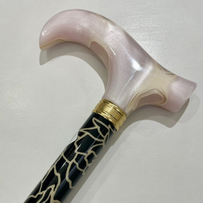 ブラックで上品なオリジナル折りたたみ杖♥