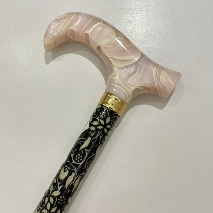 モノトーンのオリジナル折りたたみ杖🤍🖤