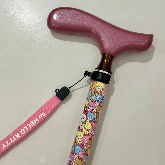 《再入荷です》ハローキティデザインのステッキ🎀