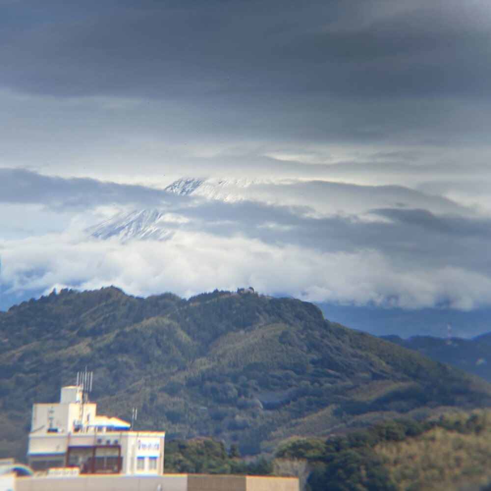 だいたいまいにち富士山｢4月3日」