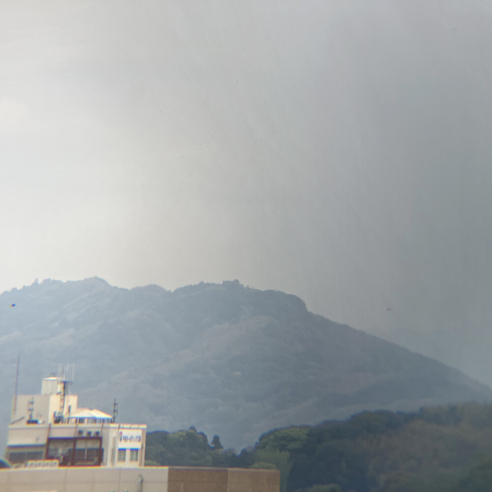 だいたいまいにち富士山｢4月18日」