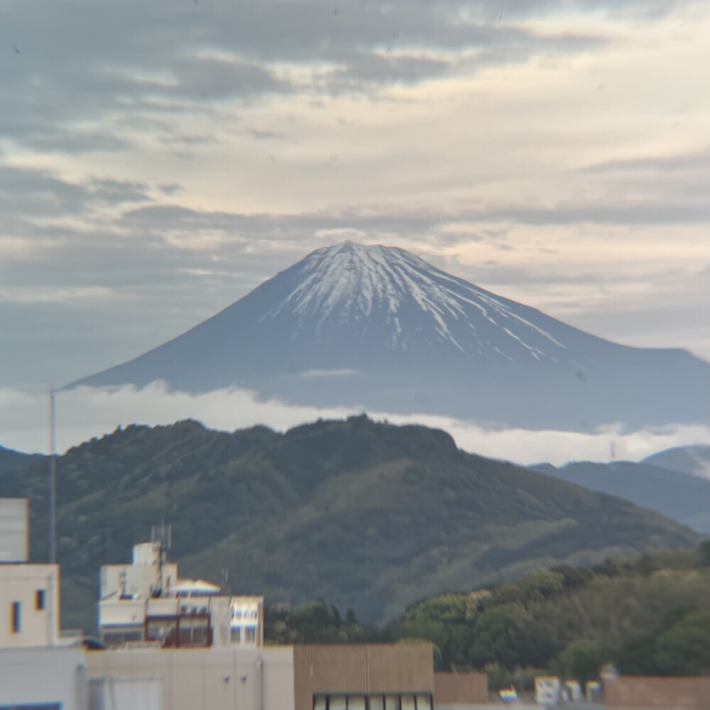 だいたいまいにち富士山｢4月30日」