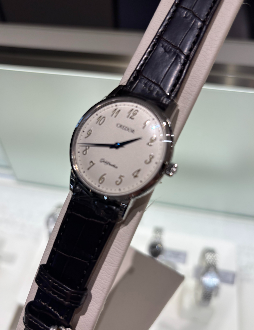 【クレドール】ゴールドフェザーモデル入荷しました‼