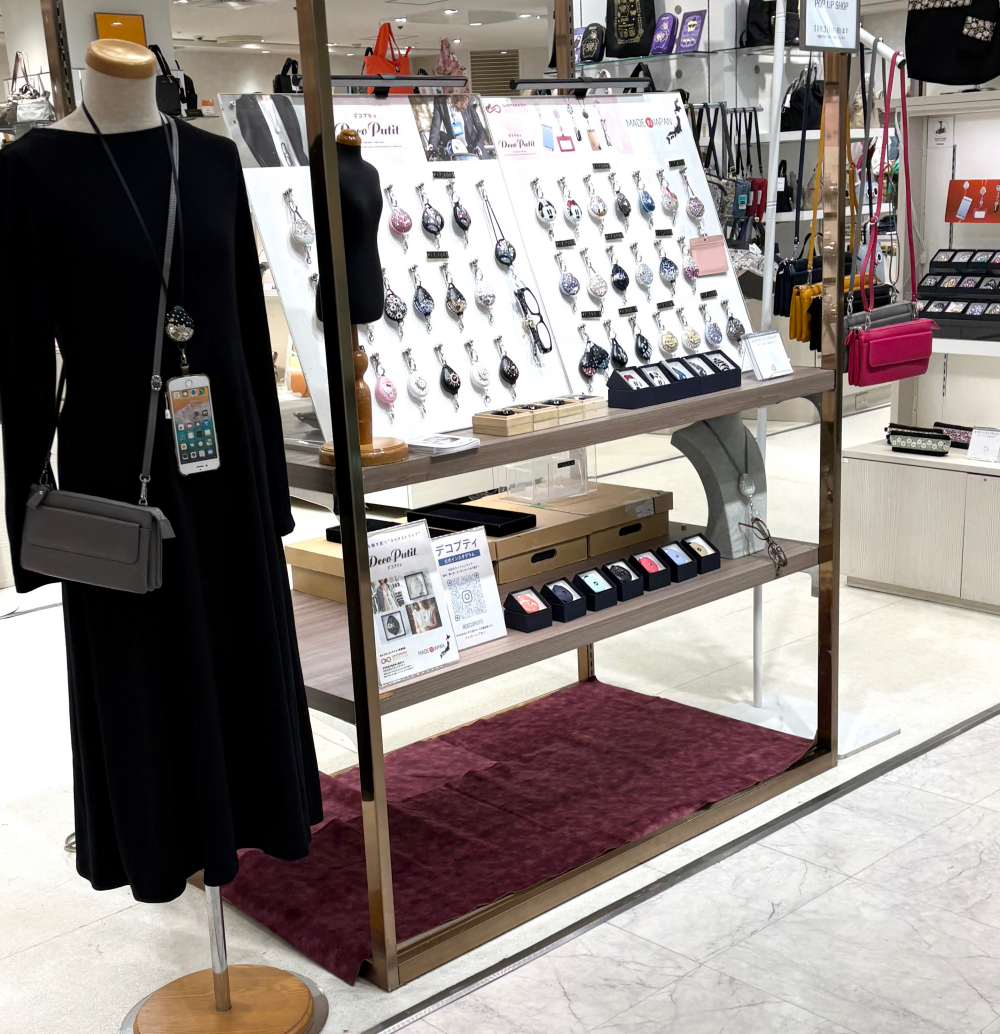 デコプティ POP UP SHOP