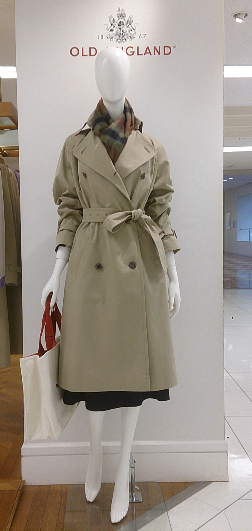 made in japanのトレンチコート