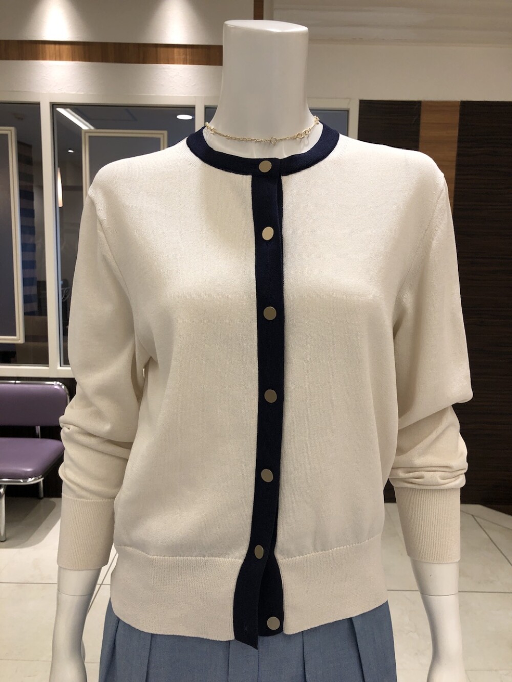 アンサンブルでも✨バイカラーカーディガン💐