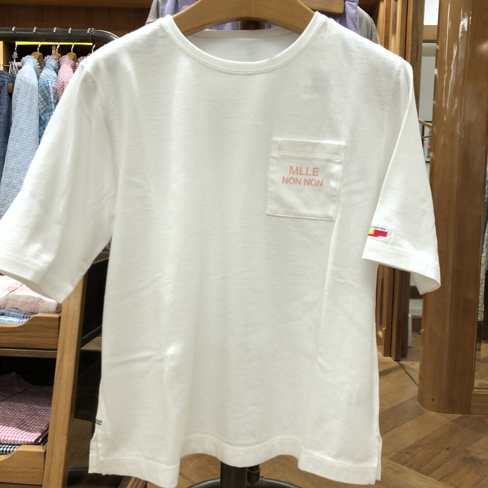 ノンノンの白Tシャツ