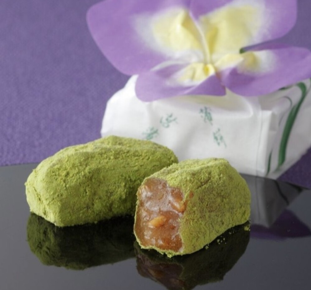 菖蒲餅（しょうぶもち）