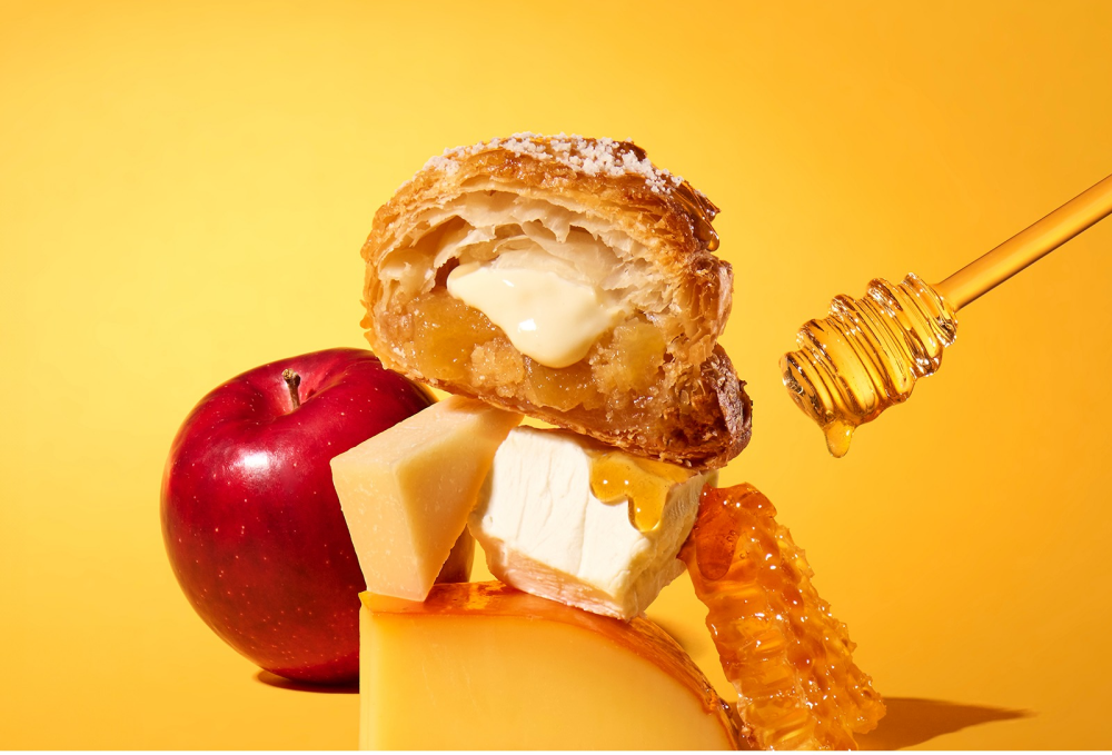 【復刻】焼きたて濃厚アップルパイ 3種のチーズ&はちみつ🍯🐝