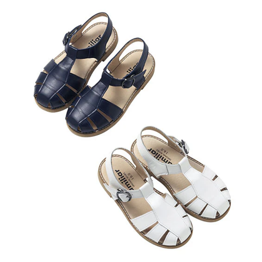 ファミリアのキッズサンダル👣