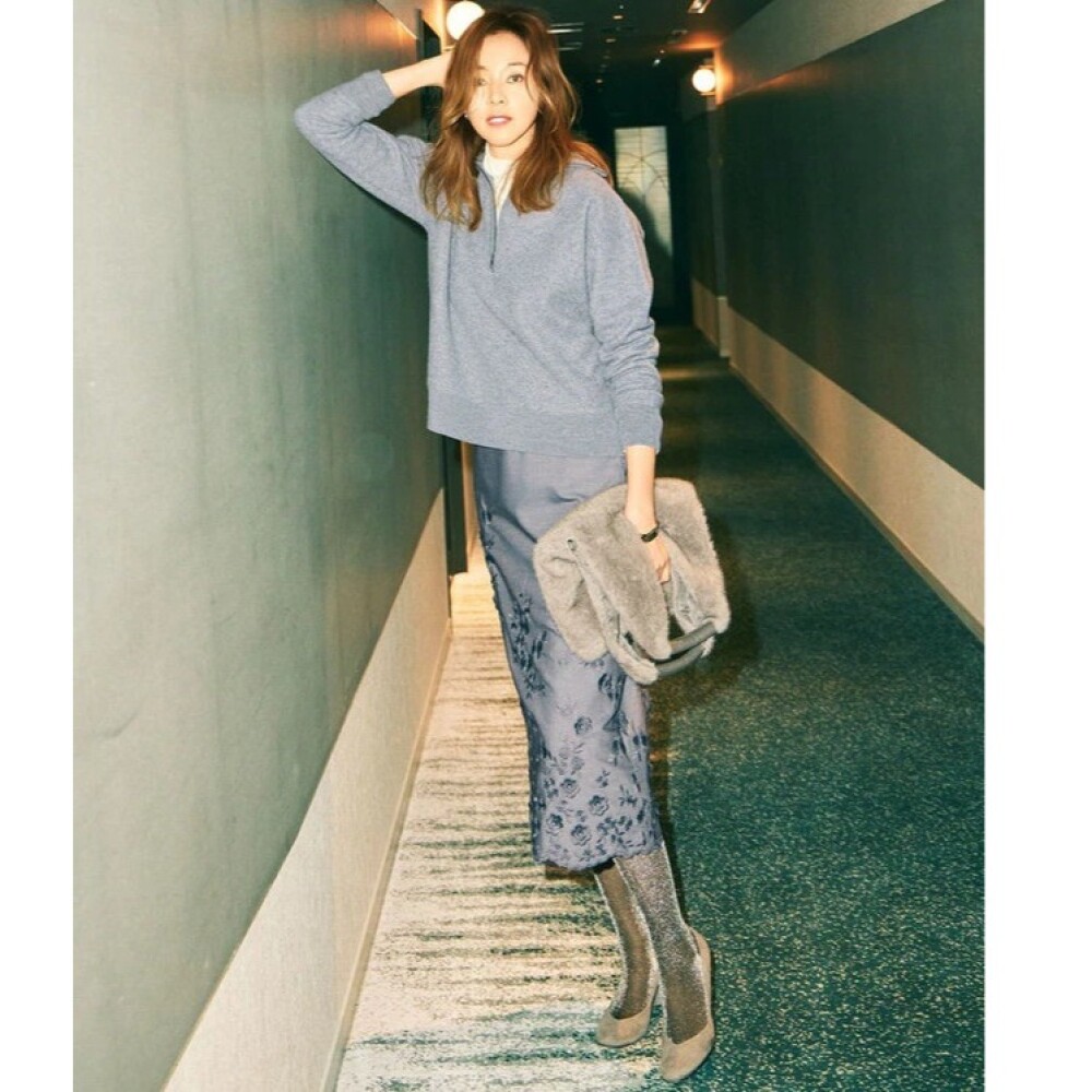 【自由区】立体的ななお花モチーフがポイント◎刺繍スカート