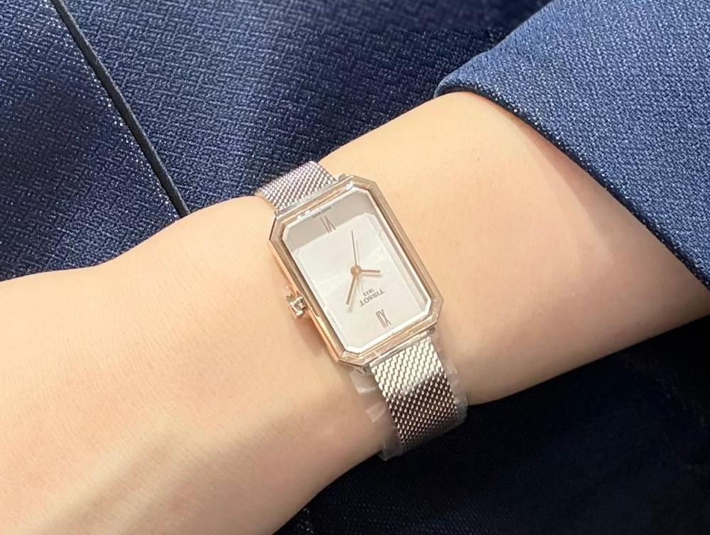 【TISSOT】歴史が詰まったヴィンテージテイスト👗【ティソ】T160.110.33.033.00