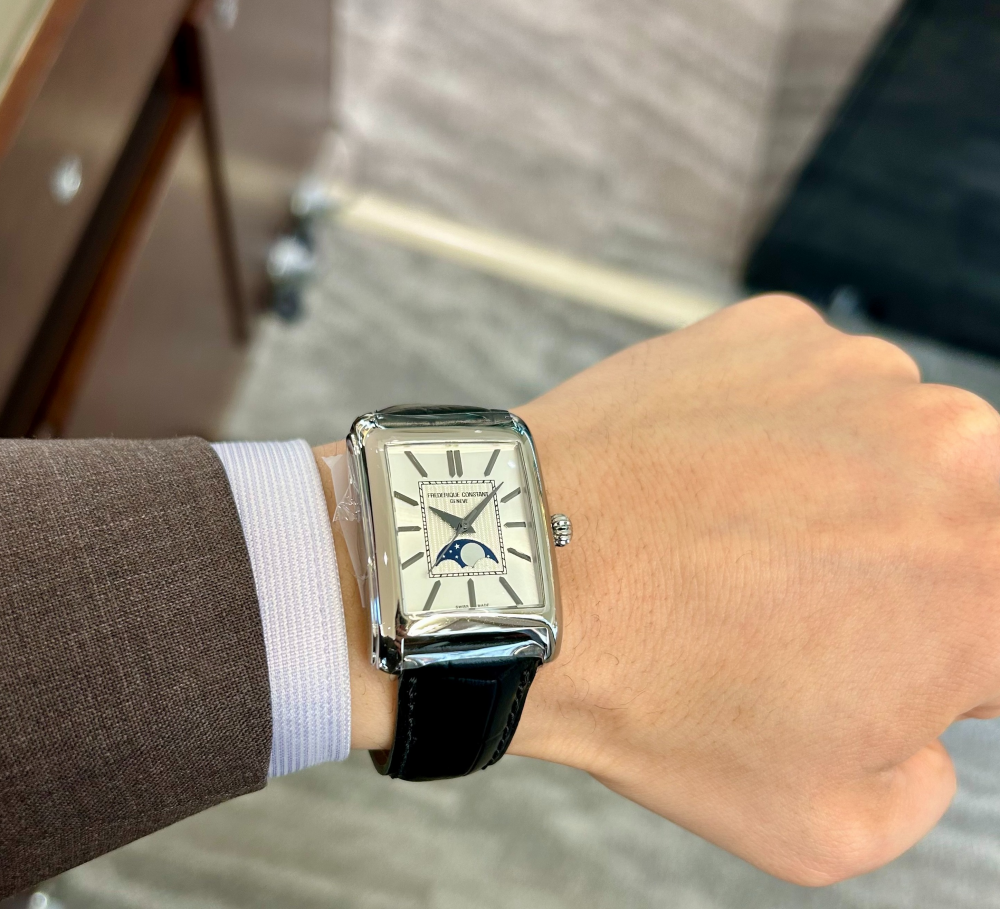 【FREDERIQUE CONSTANT】腕元で感じる、月の満ち欠け【フレデリックコンスタント】FC-333S4C6