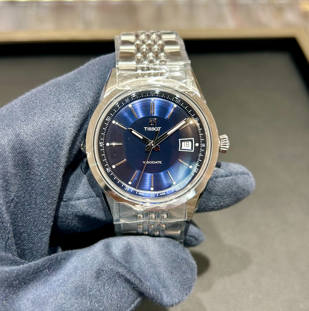 【TISSOT】クラシックに映えるブルーの美しさ【ティソ】T157.407.11.041.00