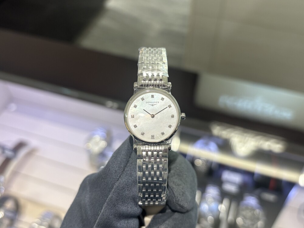 【LONGINES】スリムで可憐🌹唯一無二！【ロンジン】L42094876