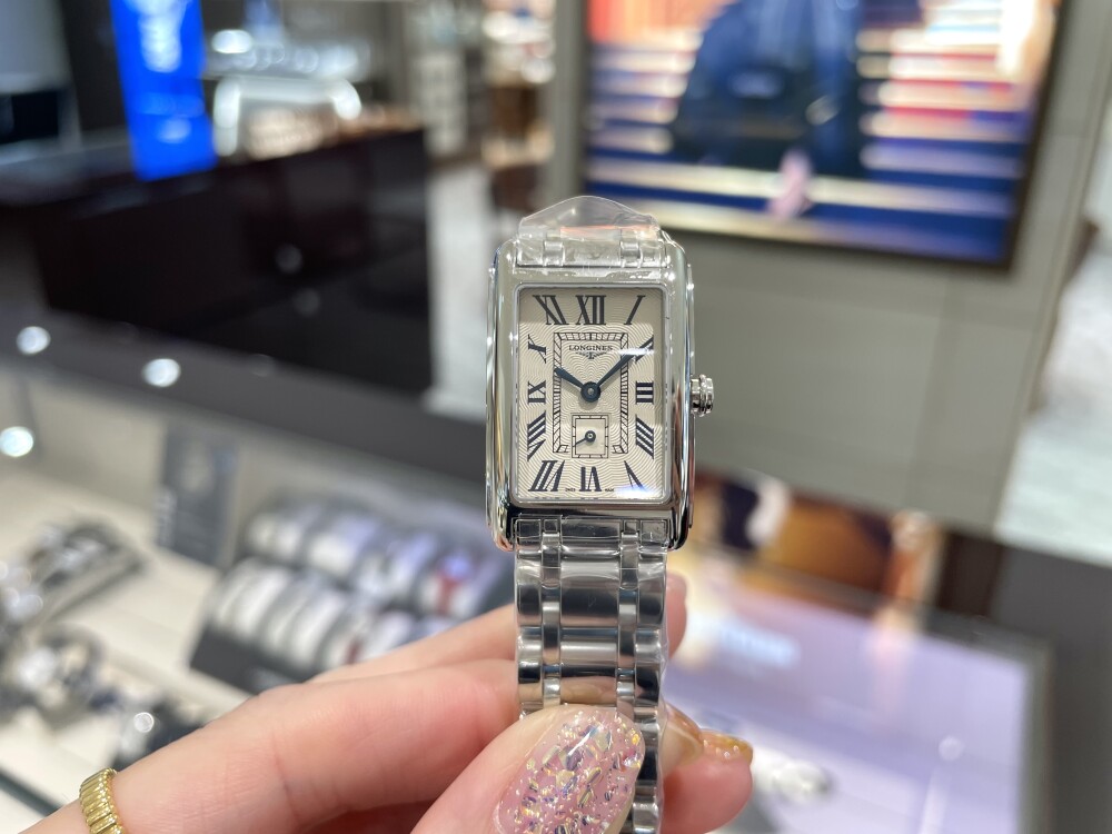 【LONGINES】ドルチェヴィータの勢いがすごい！【ロンジン】L5.255.4.71.6