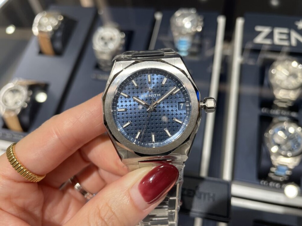 【ZENITH】きらめくブルーの輝き✨【ゼニス】03.9400.670/51.I001