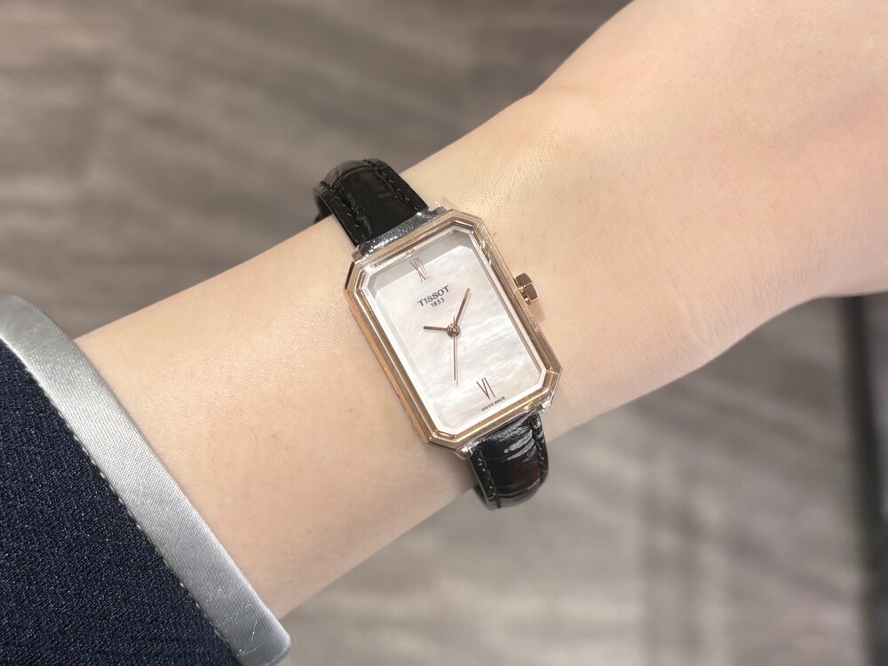 【TISSOT】凛としたレクタングル🐚【ティソ】T160.110.36.113.00