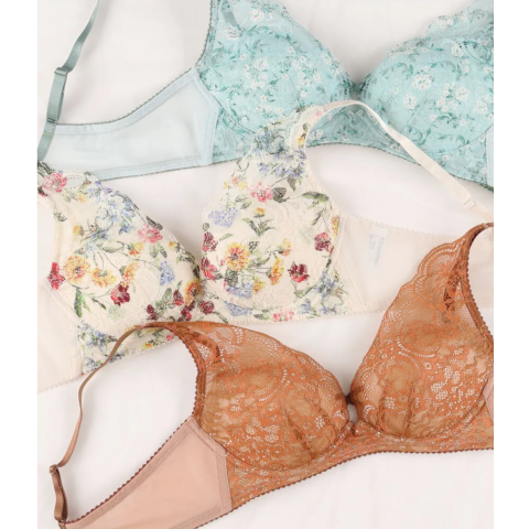 【8/6限定値下げ】flora veil camisole ホワイト 重力ケアブラ ノンワイヤー新色🌏 | ワコール | 松坂屋静岡店公式 SHOP