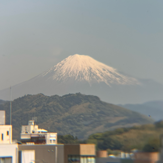 だいたいまいにち富士山｢4月10日」