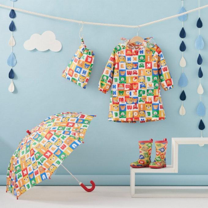 雨でも楽しく☆ミキハウスのレイングッズ