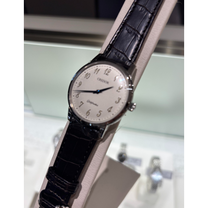 【クレドール】ゴールドフェザーモデル入荷しました‼