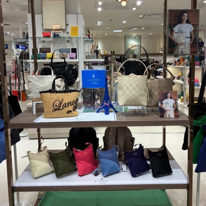 LANVIN en Bleu POP UP