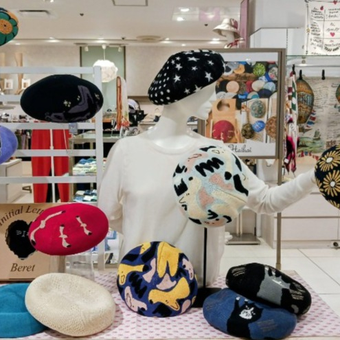 Hai hai(ハイハイ)のベレー帽🎶